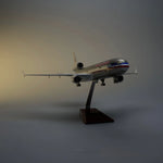 MD-11 American Airlines 1:130 – 47 cm / 18.5 in – ABS Resin – Optional LED Lights - Thumbnail 5