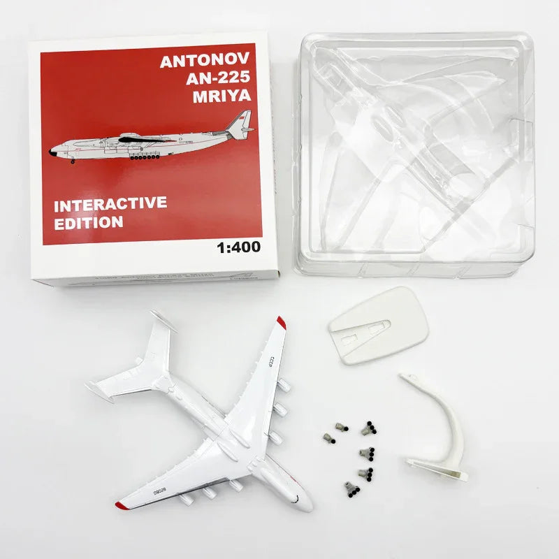 Soviet Antonov An-225 “Mriya” – Scale 1:400 – Alloy Model – 20 cm - Image 4