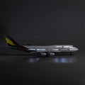 طائرة الخطوط الجوية الآسيوية B747 - مقياس 1/157 - الطول: 47 سم