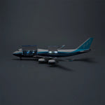 Prototype Boeing 747-400 1:150 – 47 cm / 18.5 in – Opening Cabin Hatches - Thumbnail 5
