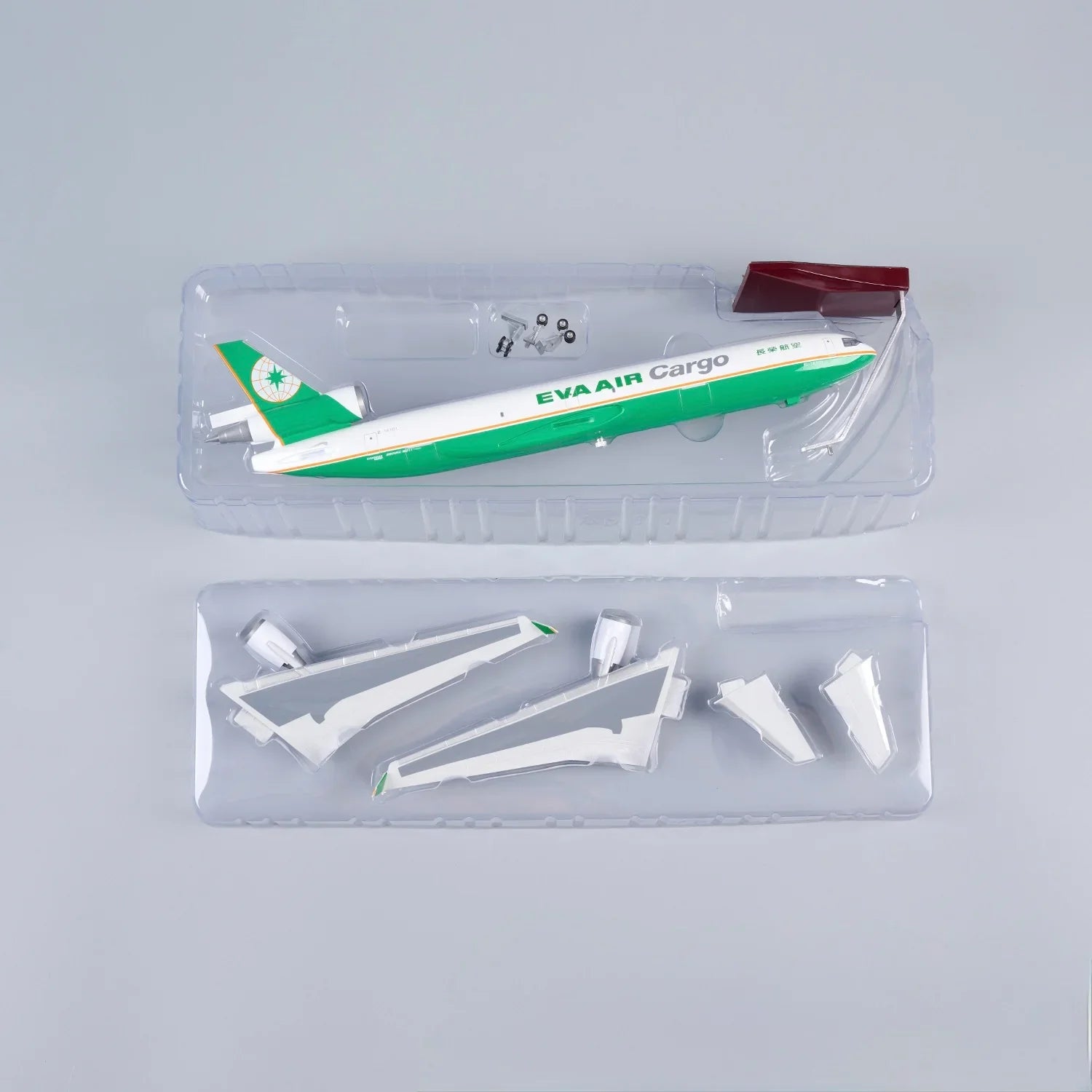 EVA AIR MD-11 McDonnell Douglas – Scale 1:130 – 47 cm/18.5 in