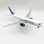 B737 United Airlines – Scale 1:130 – 30 cm (11.8 in) – Resin – Modern Livery
