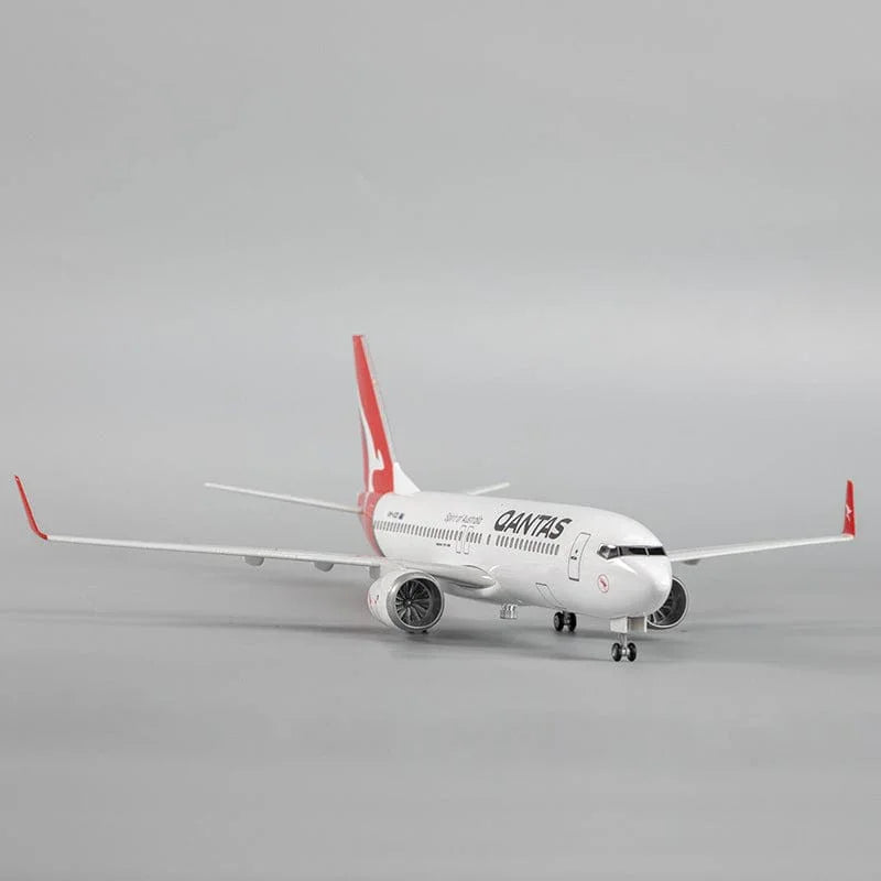 B737-800 Qantas - Scale 1/80 - 47cm - 18.5 in - Airplane Model - Image 3
