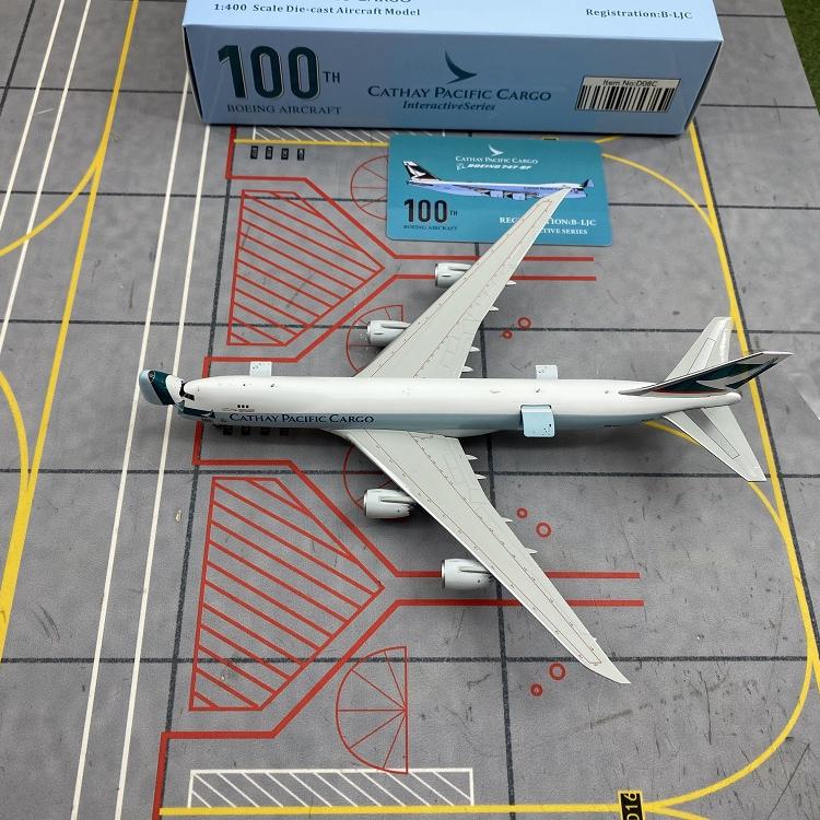 YY Wings 1/400 Cathay Pacific Boeing 747-8F