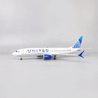 B737 Max United Airlines - Scale 1/80 - 47cm - 18.5 in - Airplane Model
