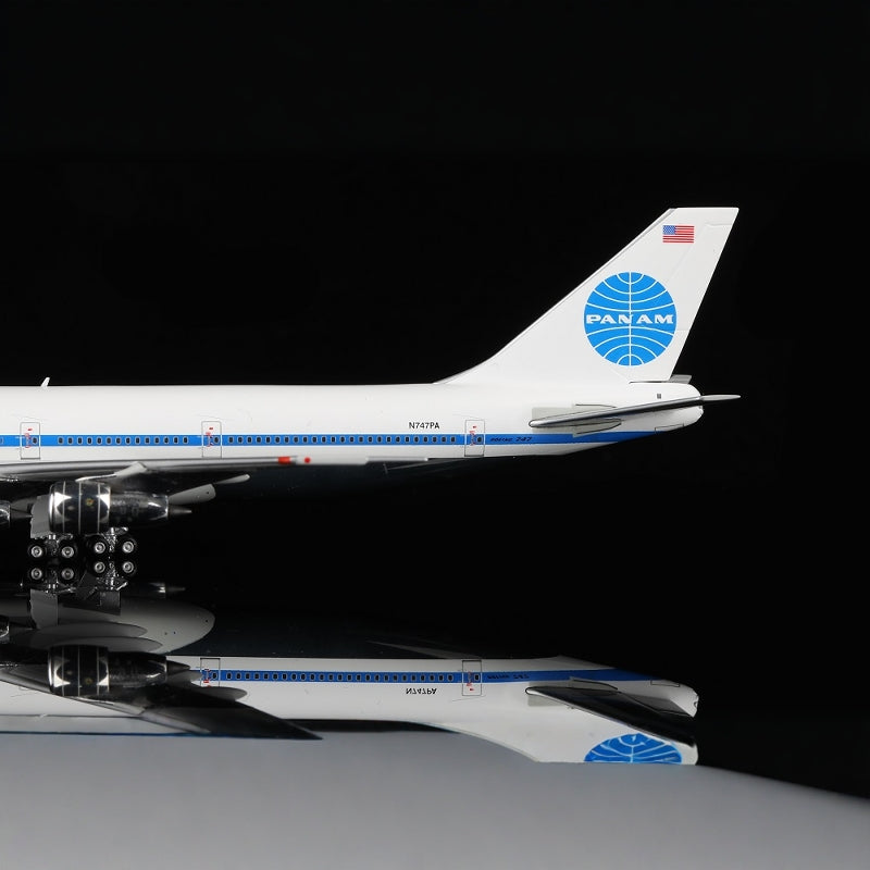 Pan Am Boeing 747-100  Scale 1:400  HX Models  17.66 cm