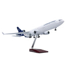 MD-11 Lufthansa Cargo 1:130 – 47 سم / 18.5 بوصة