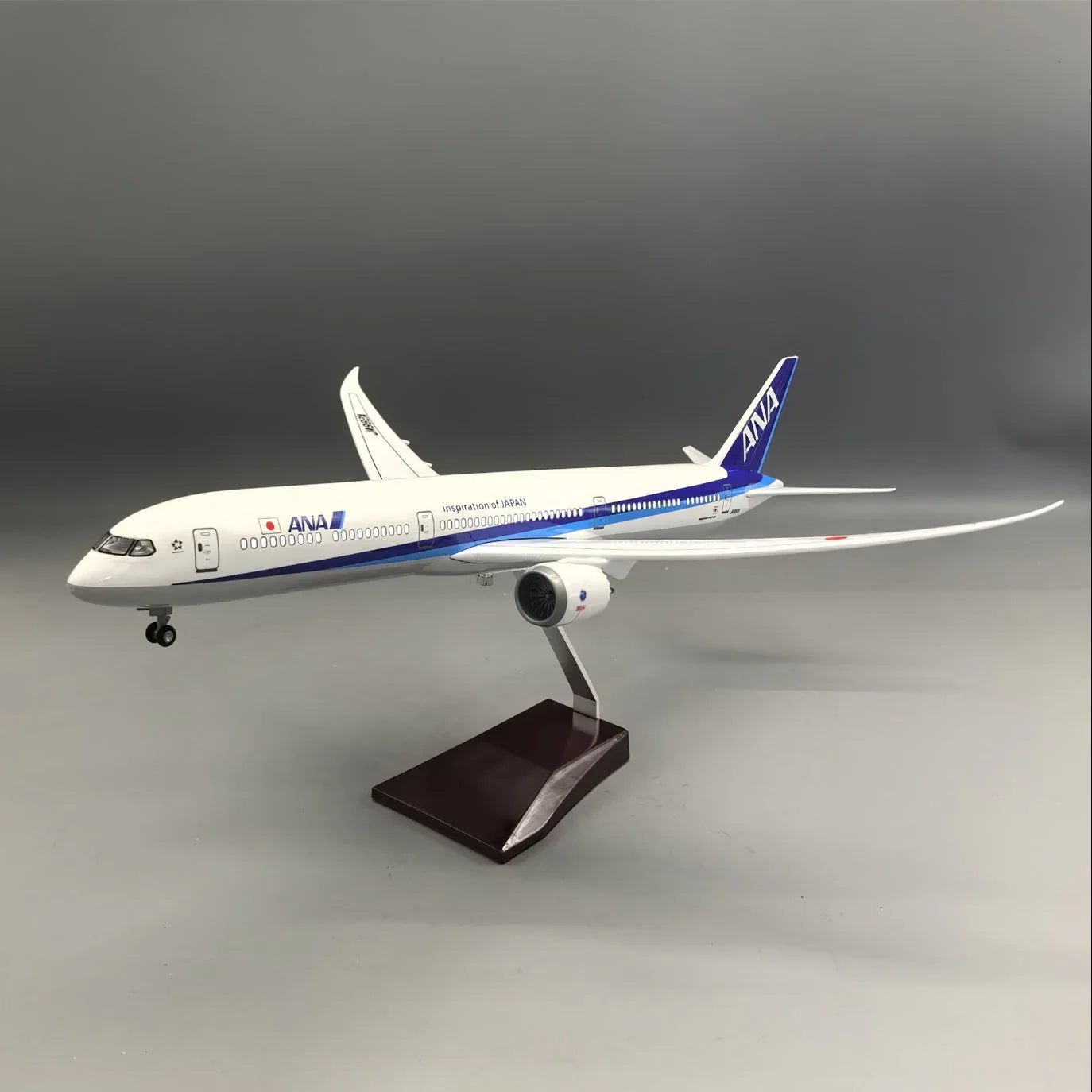 ANA Boeing 787-10 Dreamliner 1:145 – 48 cm / 18.9 in – Inspiration
