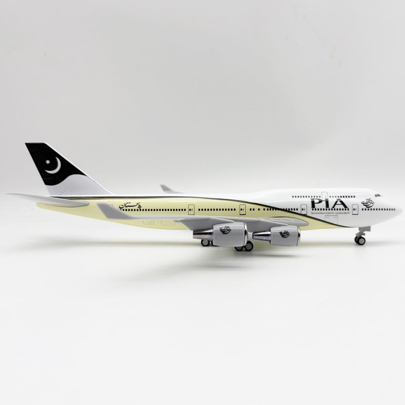 Boeing 747 Pakistan International Airlines (PIA) – Escala 1:150 – 30 cm (11,8 pulgadas) – Resina – Diseño clásico