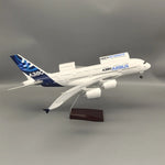 Airbus A380 Interior Cutaway Display Model – Scale 1:160 – Flying Dreams – 45.5 cm - Thumbnail 4