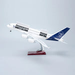 Lufthansa Airbus A380 1:160 – 47 cm / 18.5 in – Opening Cabin Interior - Thumbnail 1