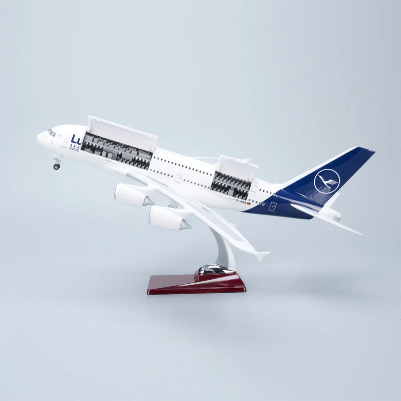 Lufthansa Airbus A380 1:160 – 47 cm / 18.5 in – Opening Cabin Interior - Image 1