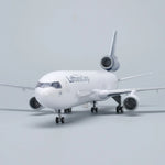 MD-11 Lufthansa Cargo 1:130 – 47 cm / 18.5 in - Thumbnail 2