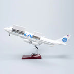 Boeing 747 PAN AM 1:150 – 47 cm / 18.5 in – Opening Interior