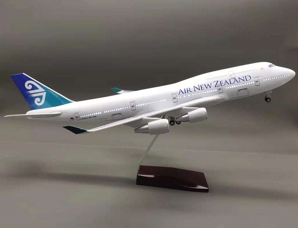 B747 Air New Zealand - Escala 1/150 - 47cm - 18,5in - Modelo de avión