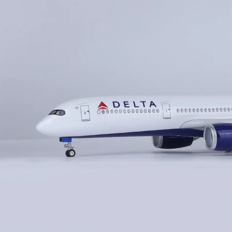 Airbus A350 Delta Airlines 1:142 – 47 cm / 18.5 in – LED Lights
