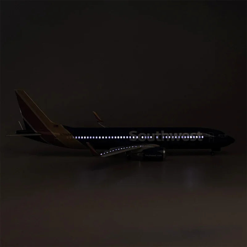 Boeing 737-700 Southwest 1:80 – 47 cm / 18.5 in – LED Lights - Gallery 5