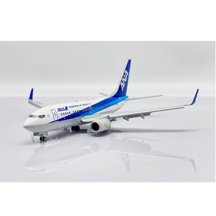 JC Wings 1:200 B737-700 ANA JA02AN SA2023 + Skin Airliner Model