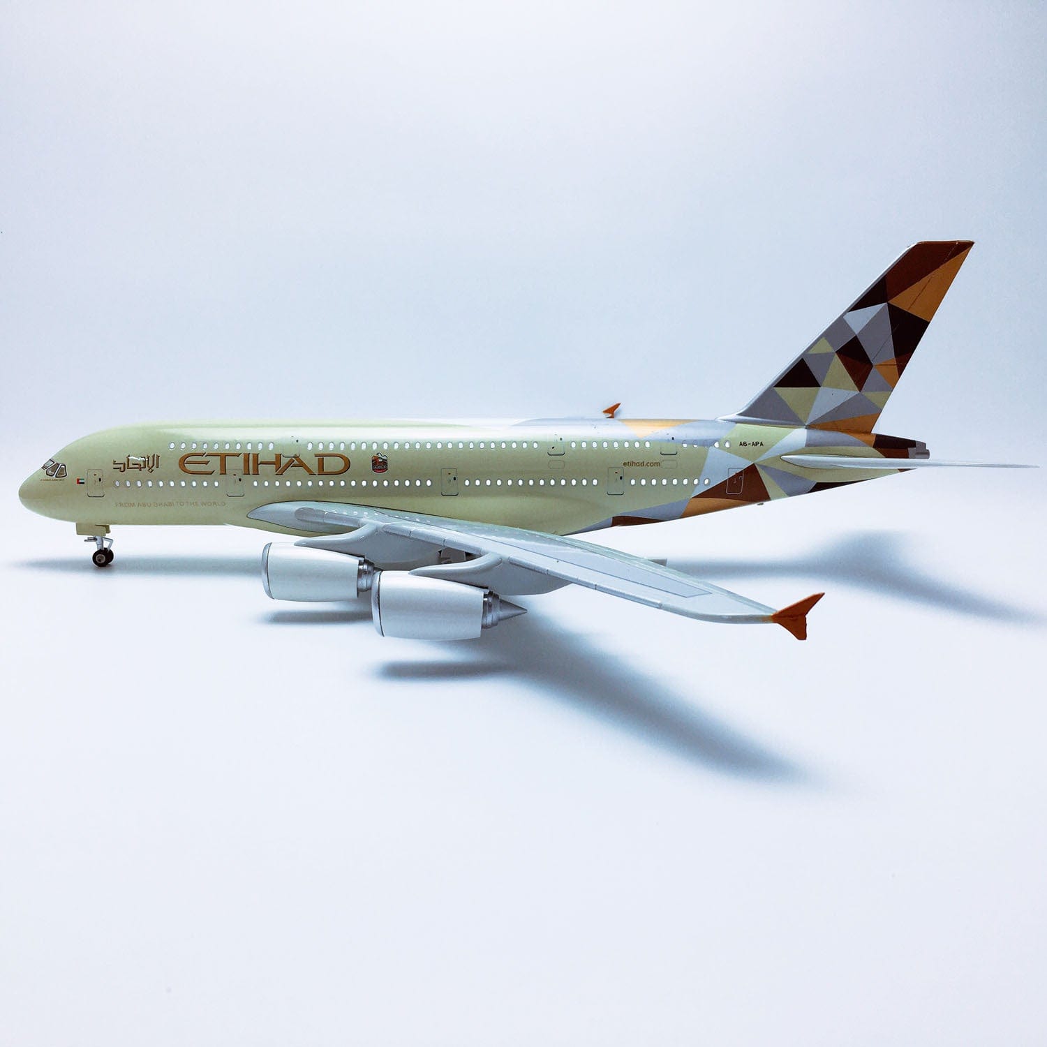 A380 Etihad - Escala 1/160 - 47CM - 18,5 in