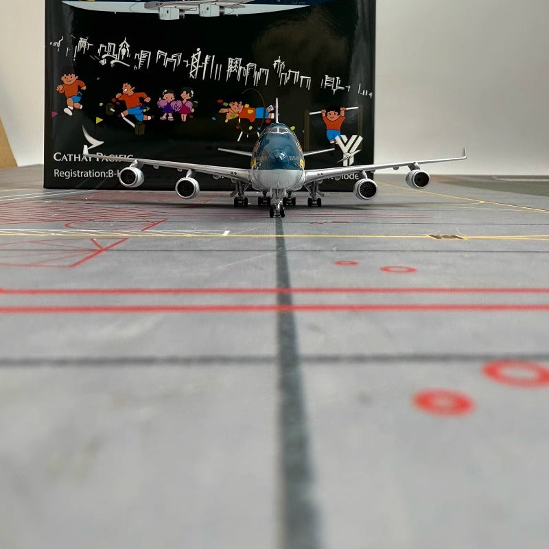 Cathay Pacific Boeing 747-400 Millennium/Asias World City  Scale 1:400  YY Wings  Alloy Airliner Model