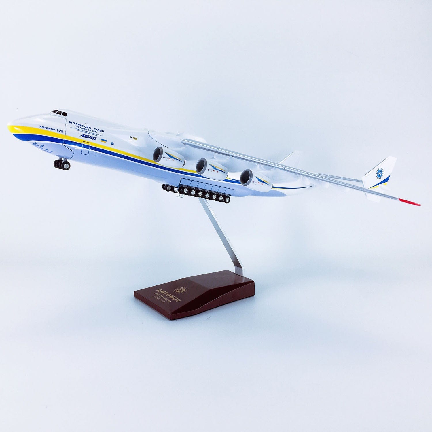 Antonov AN225 Mriya - 42CM - Scale 1:200  - Folding Nose