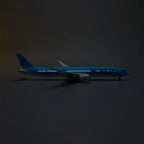 بوينغ 787-10 الخطوط الجوية الكورية 1:145 – 43 سم / 16.9 بوصة – أضواء LED