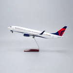 Boeing 737-800 Delta 1:80 – 47 cm / 18.5 in – LED Lights - Thumbnail 1