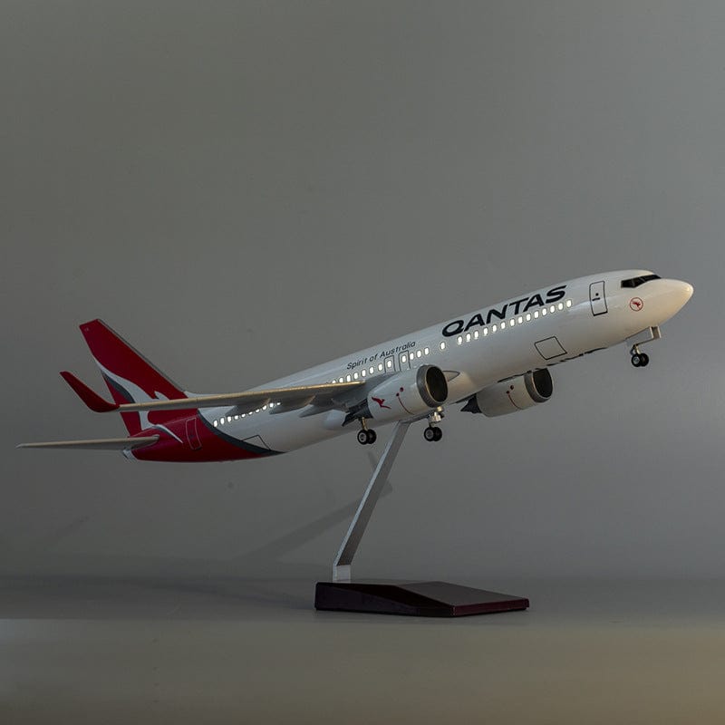 B737-800 Qantas - Escala 1/80 - 47cm - 18,5 pulgadas