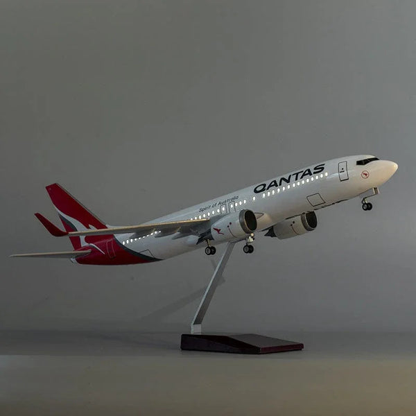 B737-800 Qantas - Scale 1/80 - 47cm - 18.5 in - Airplane Model