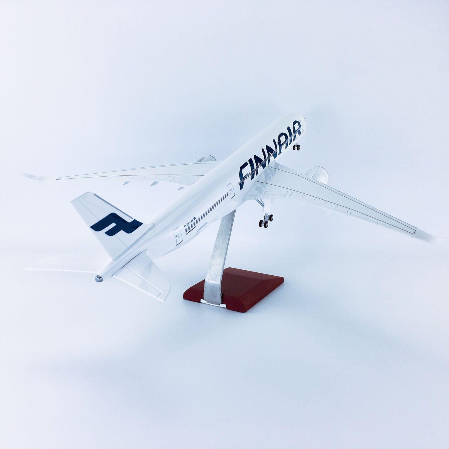 A350 Finnair - Scale 1/142 - 47cm - 18.5 in