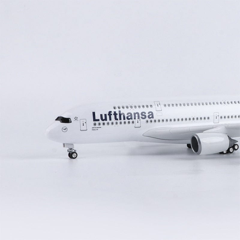 A380 Lufthansa - Scale 1/160 - 46cm - 18.5 in