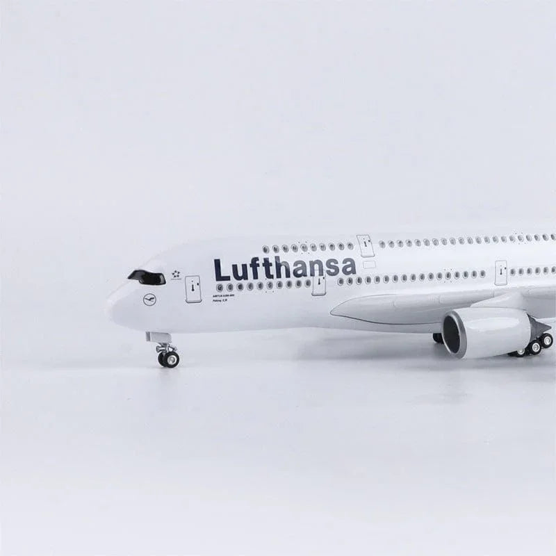A380 Lufthansa - Scale 1/160 - 46cm - 18.5 in - Airplane Model - Image 3