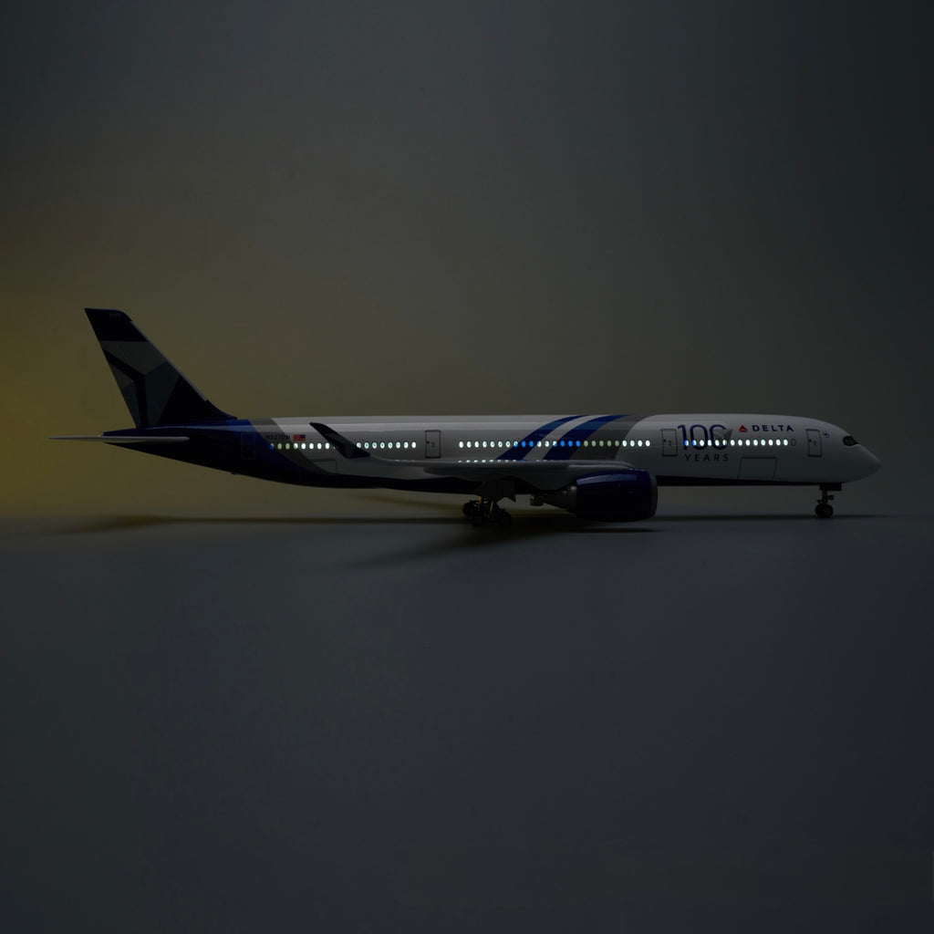 Delta Airlines 100 YEARS Commemorative Model A350 Delta Airlines - Scale 1/142 - 47CM - 18,5 in