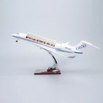 Gulfstream G650ER Jet Model – 1:50 Scale (45cm / 17.7in) – LED Architectural Cutaway - Thumbnail 1