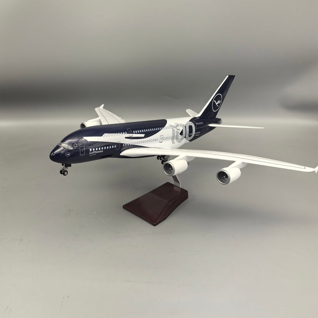 Airbus A380 Lufthansa 100 Years Commemorative – 1:160 Scale Model