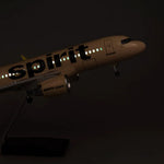 Spirit Airlines Airbus A320 "Yellow Taxi" 1:80 – 47 cm / 18.5 in – Limited Collector's Edition - Thumbnail 20