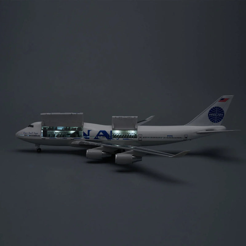 Boeing 747 PAN AM 1:150 – 47 cm / 18.5 in – Opening Interior - Image 4