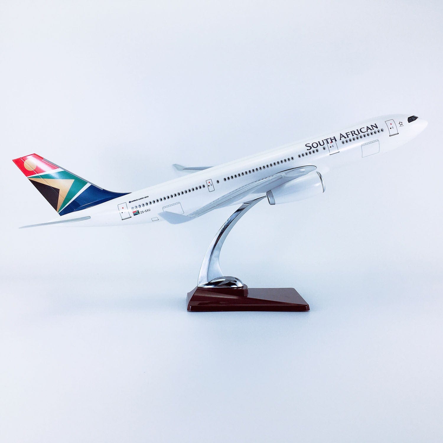 A330-200 South Africa Airlines - Scale 1/135 - 47cm - 18.5 in