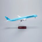 بوينغ 787-10 الخطوط الجوية الكورية 1:145 – 43 سم / 16.9 بوصة – أضواء LED