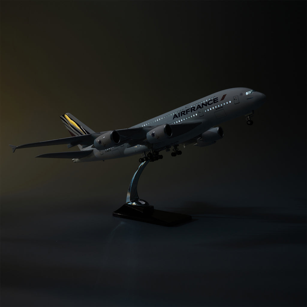 Air France Airbus A380 1:160 – 45.5 cm / 17.9 in – Opening Cabin Interior
