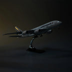 طائرة إيرباص A380 من الخطوط الجوية الفرنسية بمقياس 1:160 – 45.5 سم / 17.9 بوصة – بفتحات داخلية للمقصورة