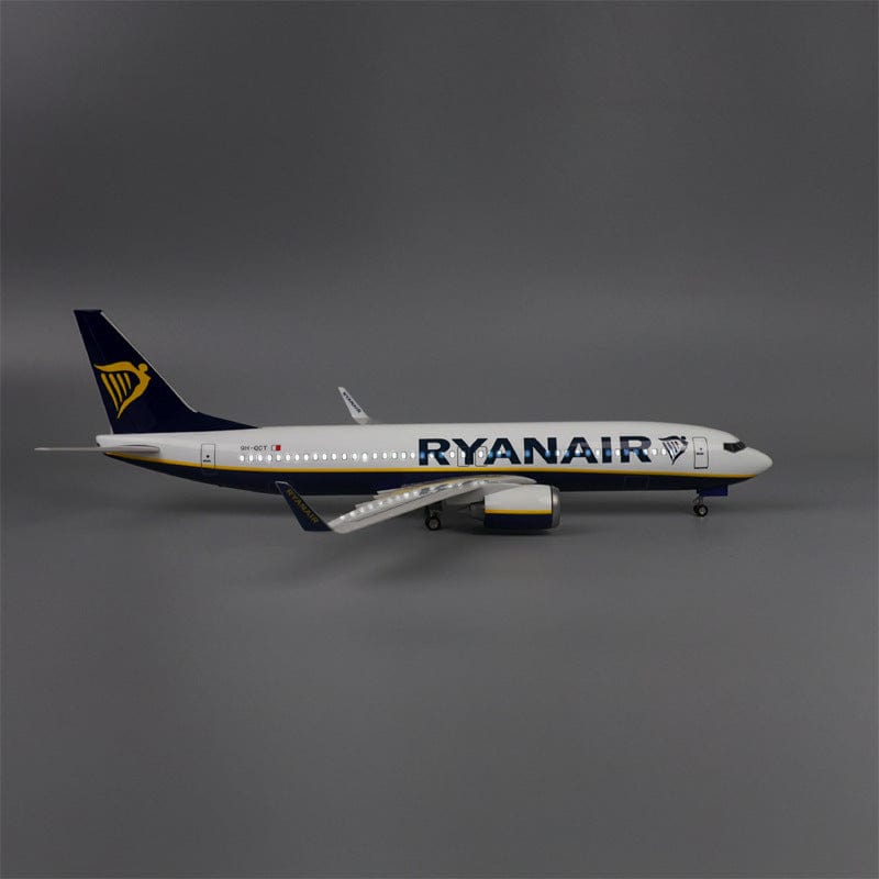 B737-800 Ryanair - Scale 1/80 - 47cm - 18.5 in - Airplane Model