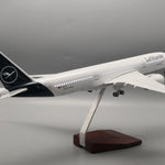 A350 Lufthansa - Scale 1/142 - 47CM - 18,5 in - Airplane Model - Thumbnail 7
