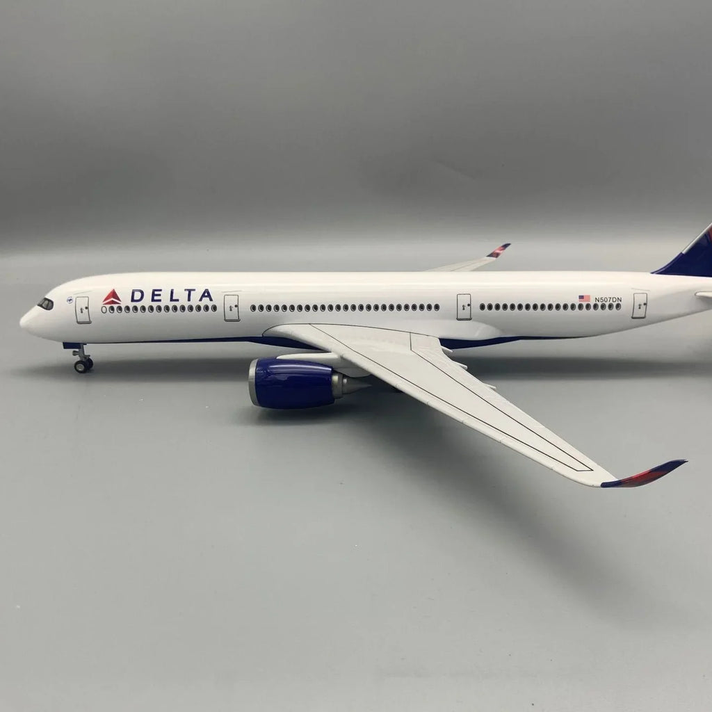 Airbus A350 Delta Airlines 1:142 – 47 cm / 18.5 in – LED Lights