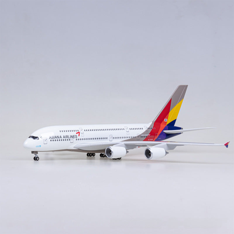 A380 Asiana Airlines - Escala 1/160 - L: 46 cm