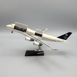 Saudia Airlines Boeing 747-400 1:150 – 47 cm / 18.5 in – Interior de cabina abrible y luces LED - Thumbnail 1