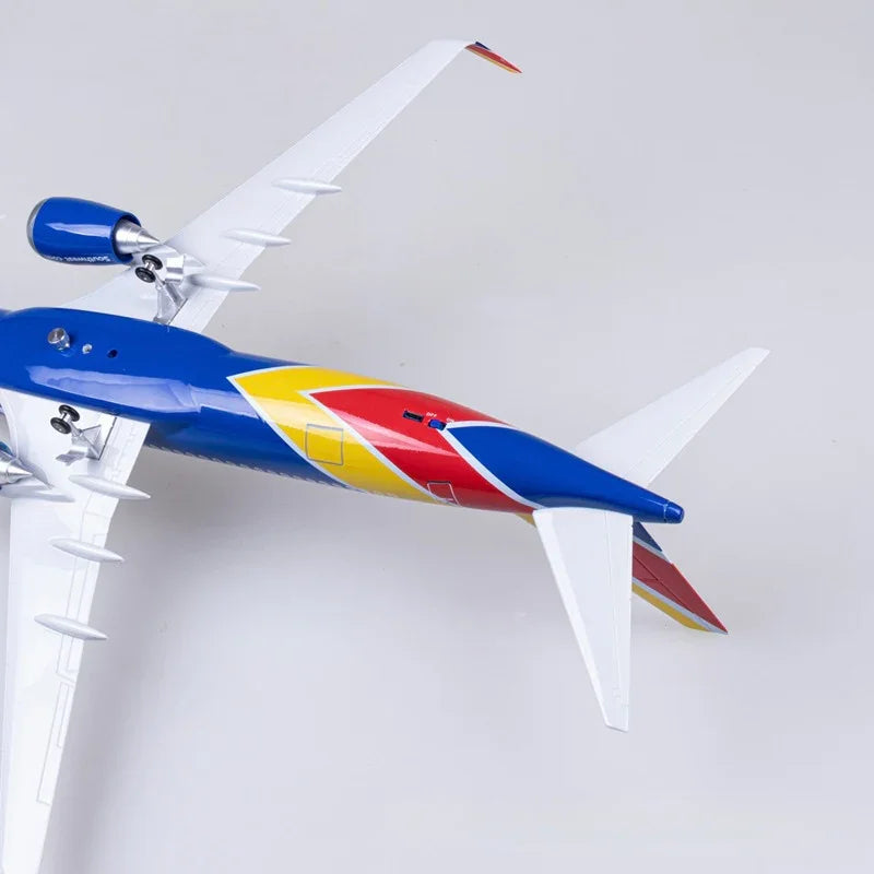 Boeing 737-700 Southwest 1:80 – 47 cm / 18.5 in – LED Lights - Gallery 16