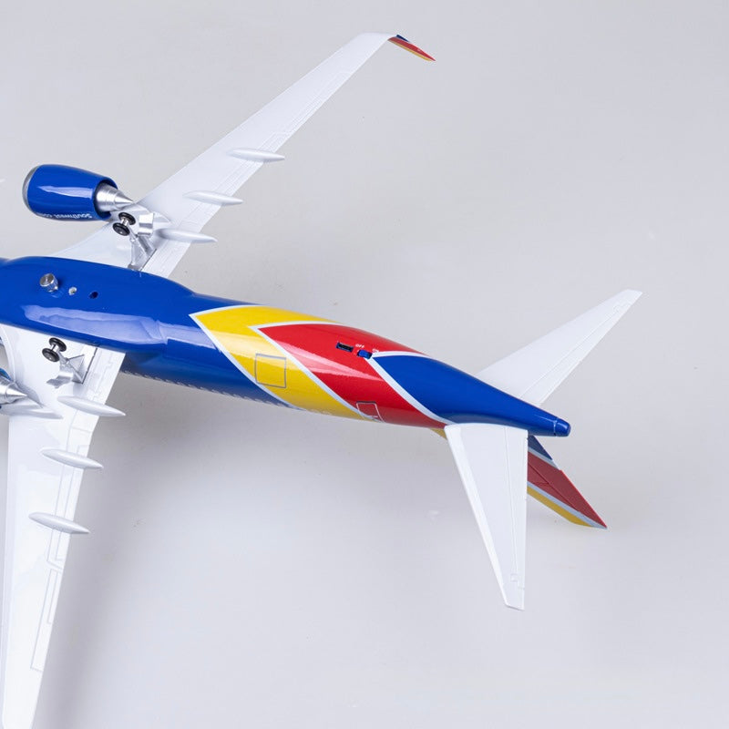 Boeing 737-700 Southwest 1:80 – 47 cm / 18.5 in – LED Lights