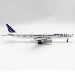 Air France Boeing 777 – Alloy Model – 20 cm – With Landing Gear