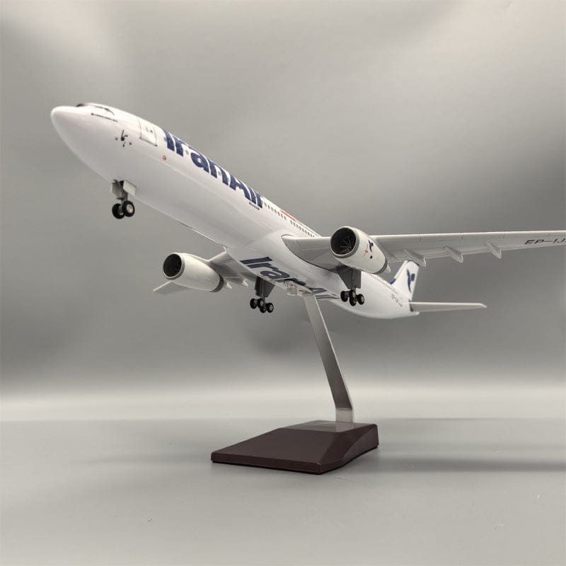 A330 Iran Airlines Escala 1/135 - 47cm - 18,5 pulgadas